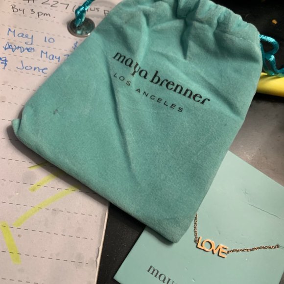 Maya Brenner LOVE bracelet - Picture 2 of 2